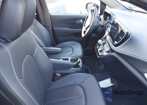 2026 Chrysler Pacifica Select z USA, uszkodzony, nr VIN 2C4RC1BG2TR151561